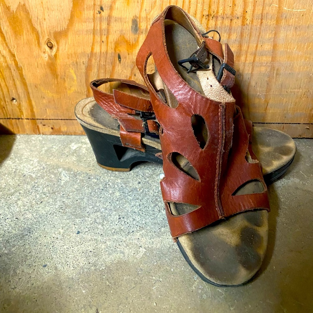 Dansko heeled sandal with cutouts size 8